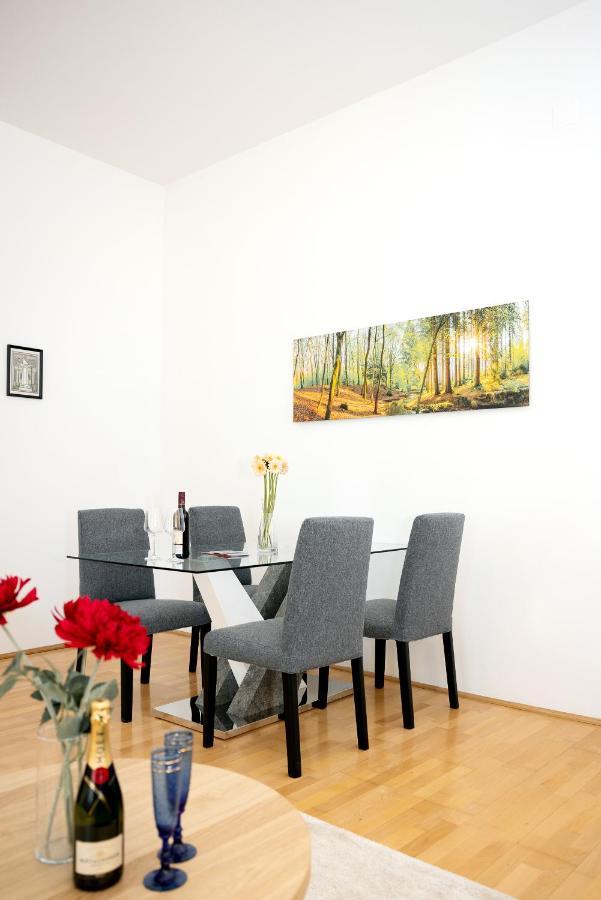 Premium 80 M2 - Free Parking Apartamento
